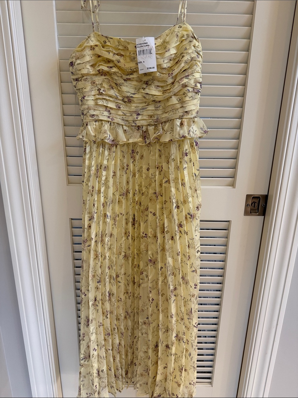 ASTR Yellow Floral Pleated Maxi Dress with Ruffle Bodice